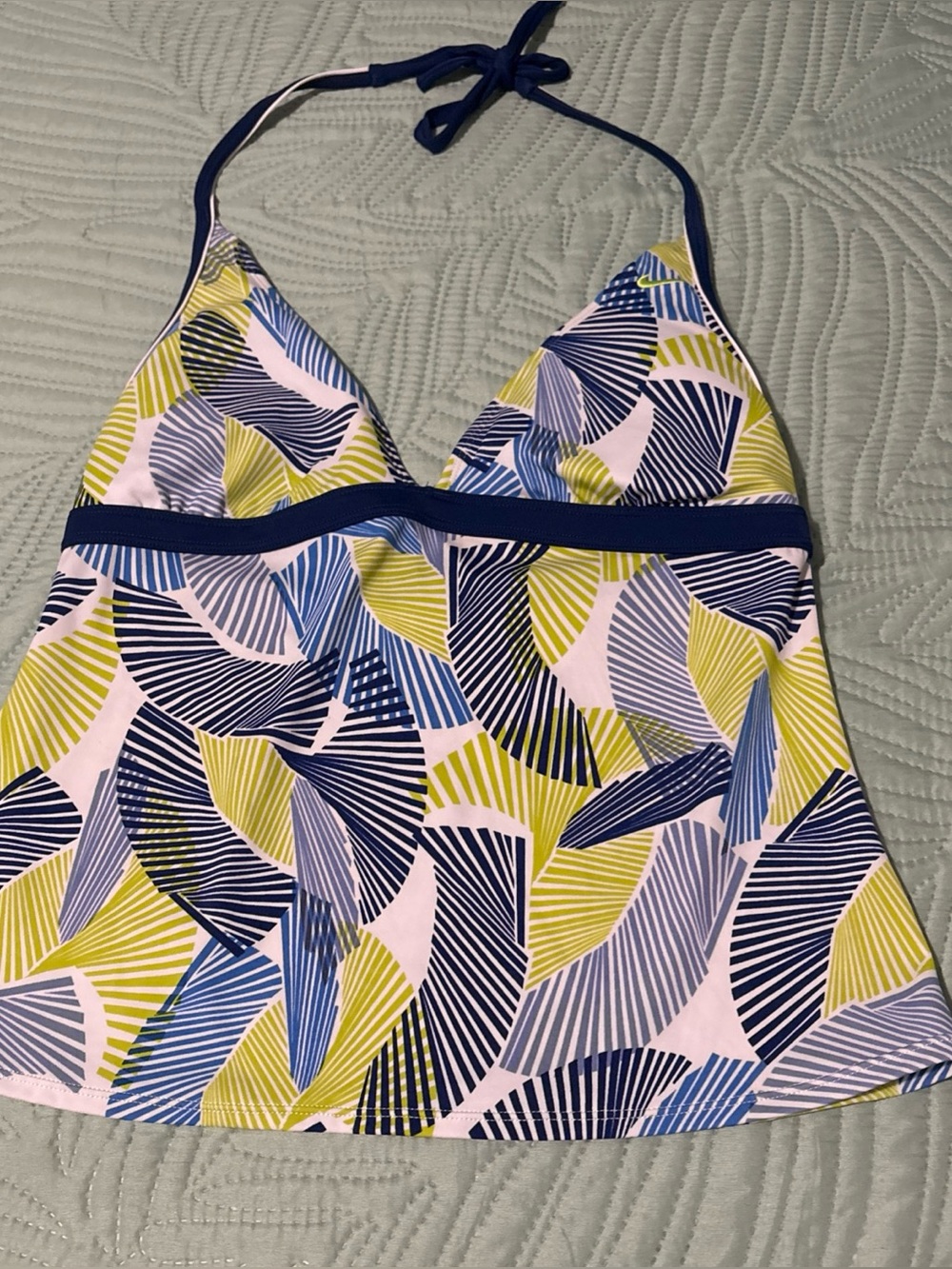 Nike Women’s Tankini Swim Top Size 12